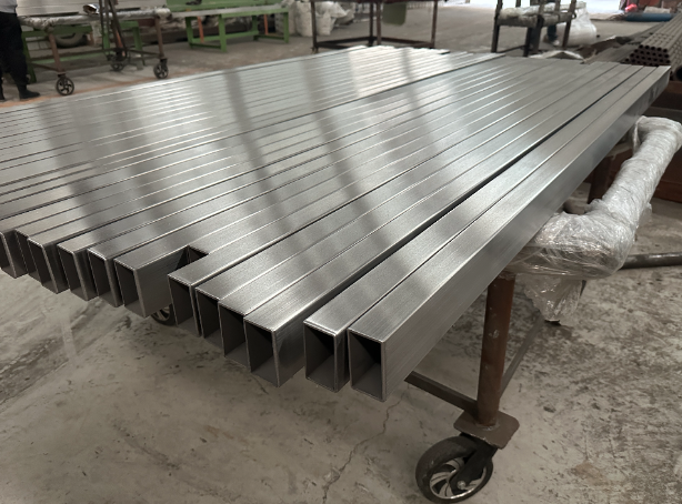 宁德新能源汽车用不锈钢方管 现货